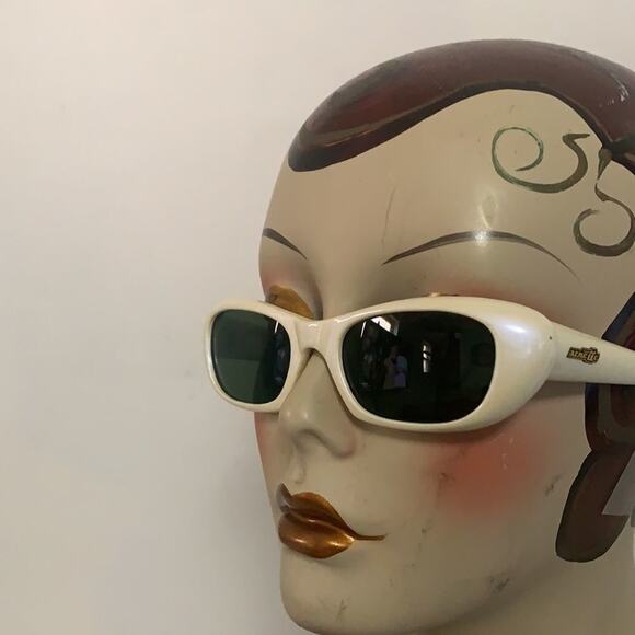 ARNETTE SERUM CREAM FRAME GREEN LENSES COMFORT‎ FIT SUNGLASSES ONE SIZE